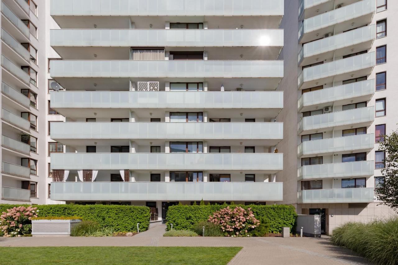 Osiedle Intenso Warszawa Wola By Noclegi Renters エクステリア 写真